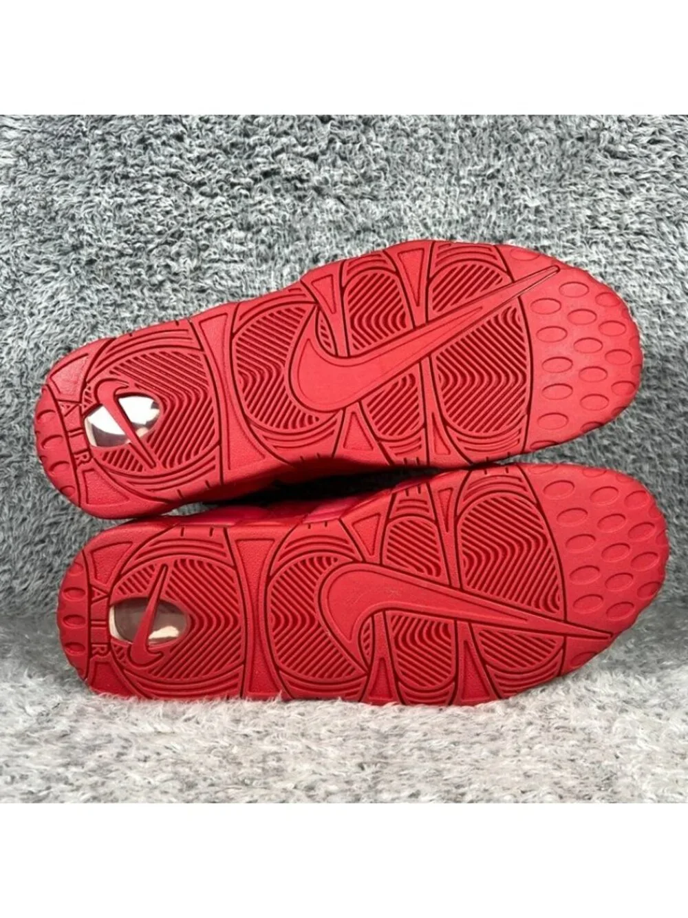 Nike Air More Uptempo QS Chicago Size 11.5 Men University Red Black AJ3138-600